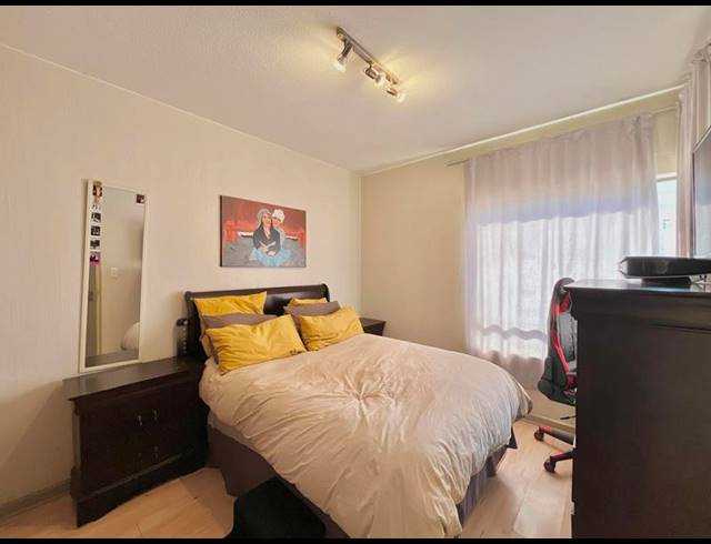 1 BEDROOM APARTMENT FOR SALE IN BEVERLEY